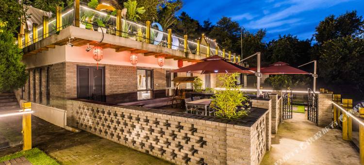 承德篱山居民宿(双百购物广场店)图片