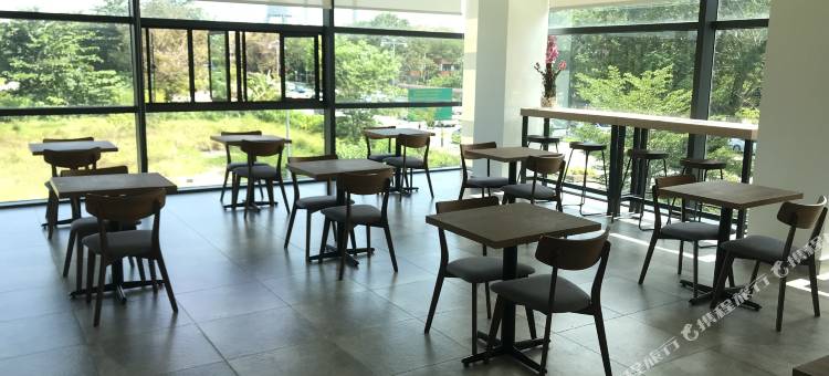 AZ酒店及酒店式公寓(AZ Hotel & Serviced Apartments)图片