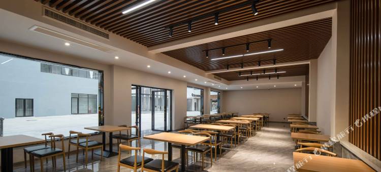 花筑·嘉路酒店(防城港仙人山公园店)图片