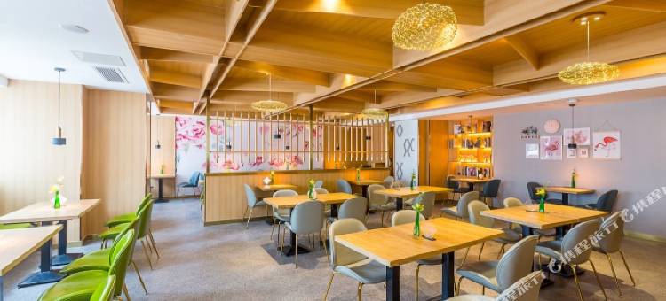 宜尚酒店(南京南站南广场喜玛拉雅店)图片