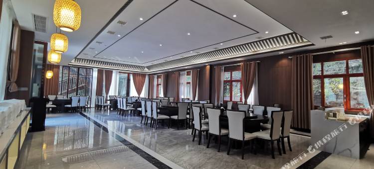 巴山大峡谷云顶森林度假酒店图片