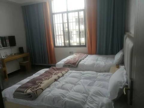 昭通韶华民宿(靖安镇店)