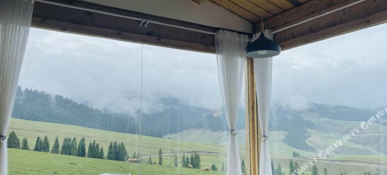 特克斯云海山庄图片