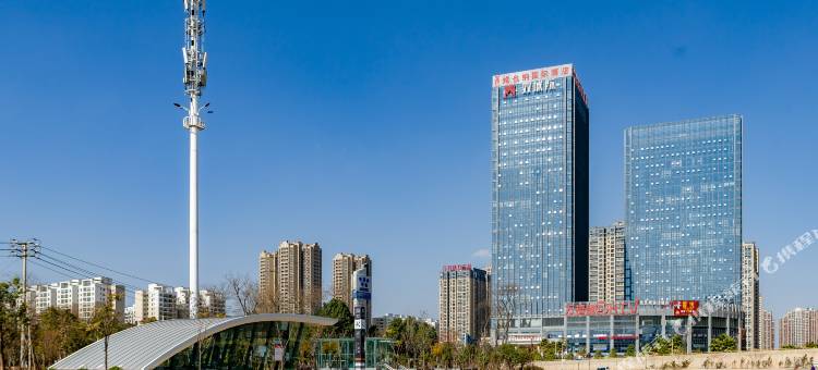 昆明魅力众谊民宿(万科魅力之城广卫地铁站店)图片