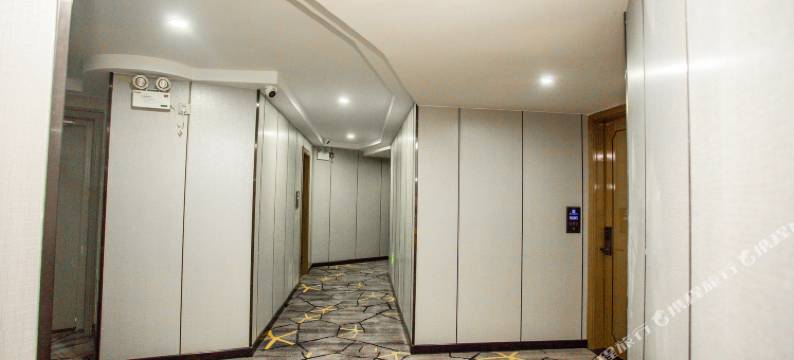 福鼎领航主题酒店(宝龙天地店)图片