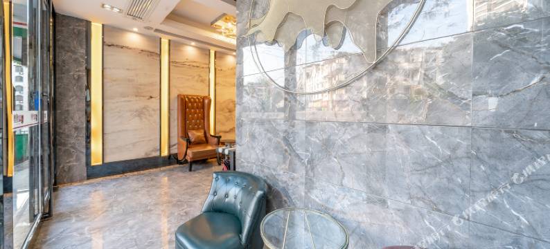 香榭里酒店(河池环江店)图片