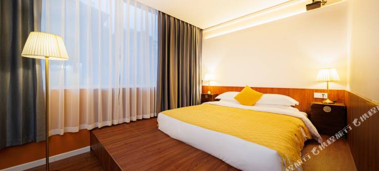 曼陀伦酒店(江门新会金沙购物广场店)图片