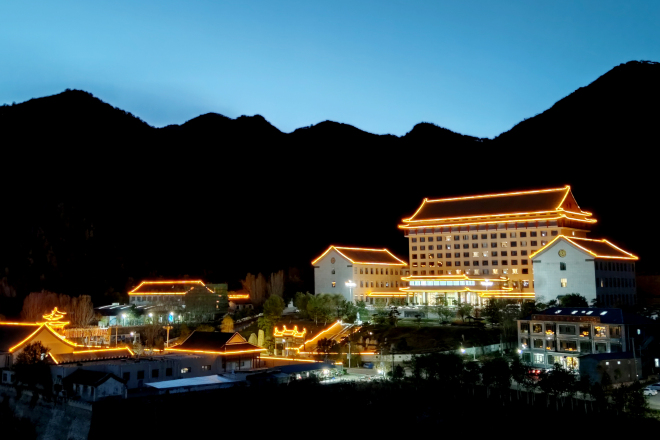 Chengde Jinshuiwan Hot Spring ResortHotel Overview