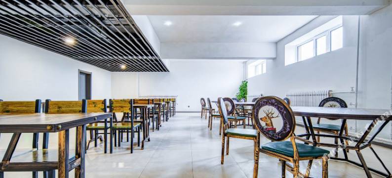 额尔古纳黑山头北纬四十八度酒店图片