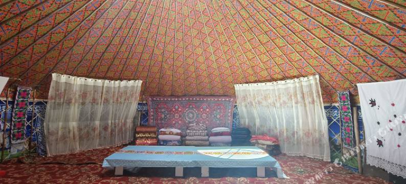 赛里木湖西海草原宝拉牧家乐图片