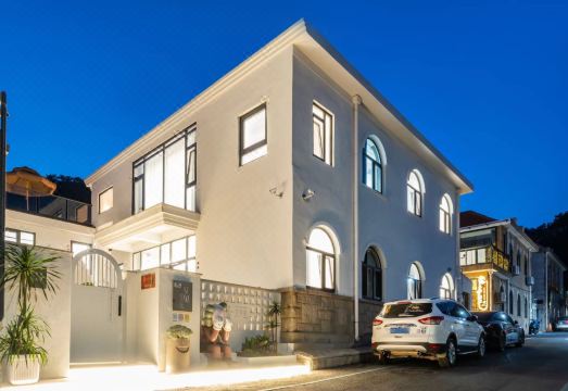 Qingdao Laoshan Mountain See Liuqingwan Guesthouse Hotel Overview