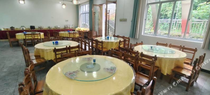 井冈山罗霄山庄图片