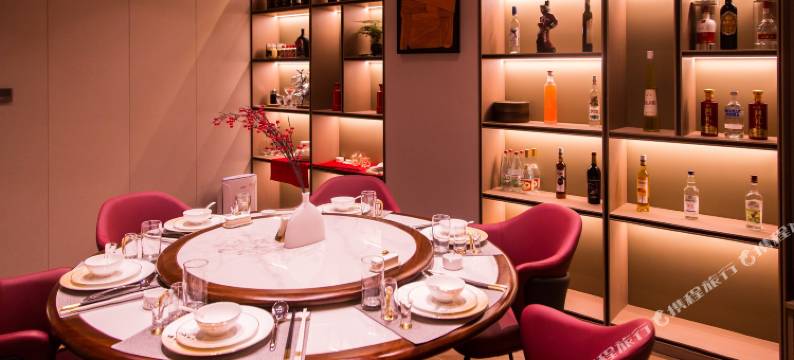 乐途云酒店(昌吉学院店)图片