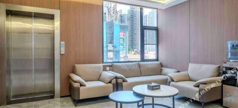 西安市高新区漫朵智慧酒店(丈八六路地铁站店)图片