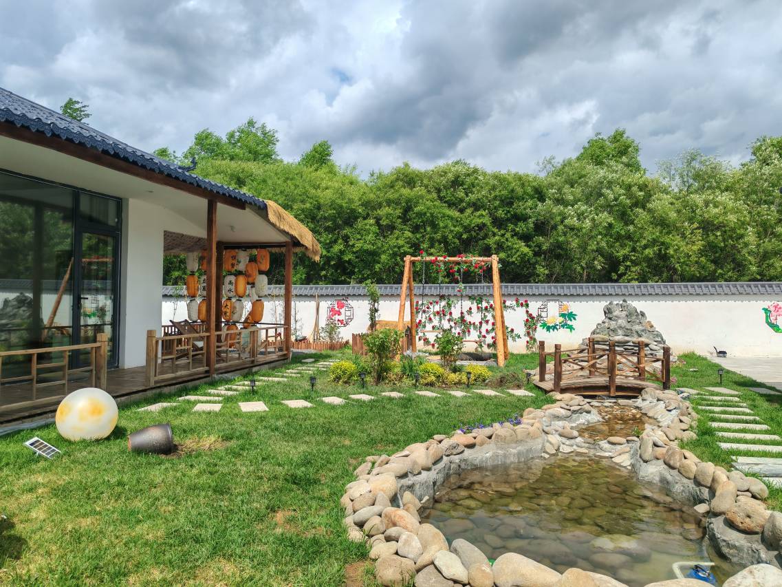 花筑·邻家小院(二道白河长白山高铁站店)图片