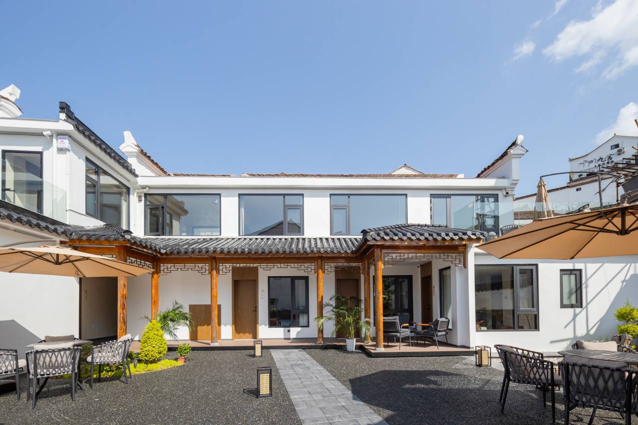 花筑·九华山沁雅居民宿(肉身宝殿店)图片