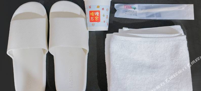 旅友拾光青旅(苏宁广场彭城广场地铁站店)图片