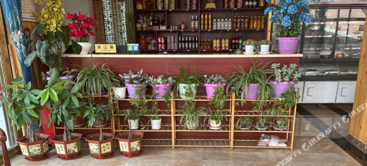 芒康福鑫商务酒店图片