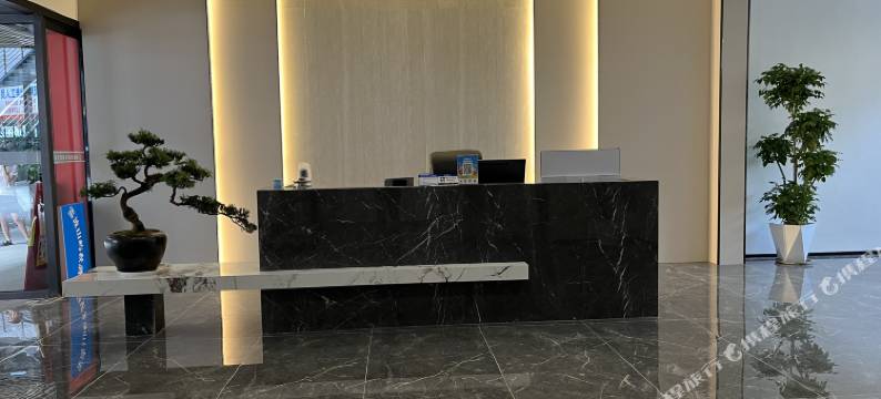 雷波澜庭酒店图片