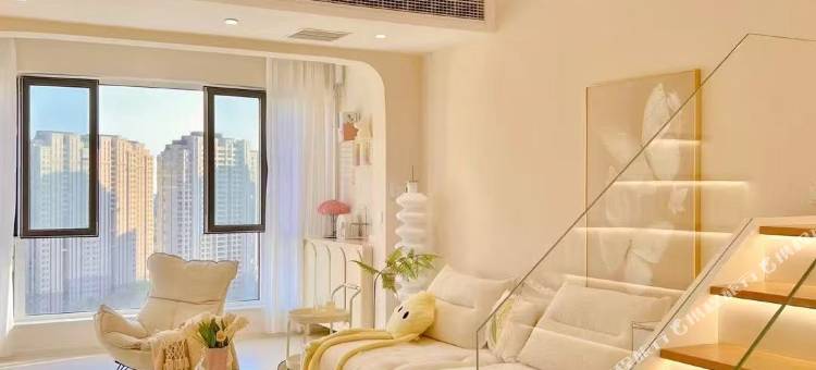 行天下·LOFT民宿(吕梁学院店)图片