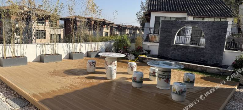 弥勒居美陶艺空间酒店图片