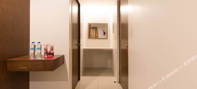红门酒店Plus-迪奥拉维拉蒙特巴科洛德(RedDoorz Plus @ Diola Villamonte Bacolod)图片