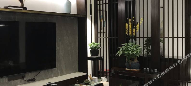 阅枫庭院民宿(象山海影城奔跑吧乐园店)图片