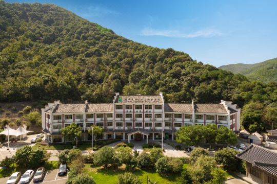 宁波艳阳度假九龙湖养生阁