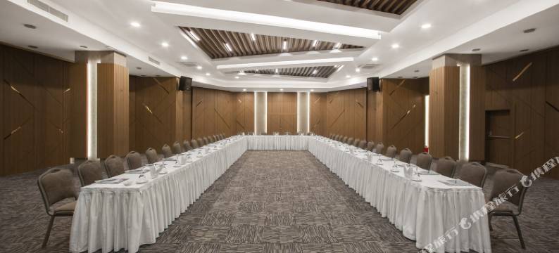 皮瑞尔温泉酒店及美容水疗中心(Pırıl Hotel Thermal&Beauty Spa)图片