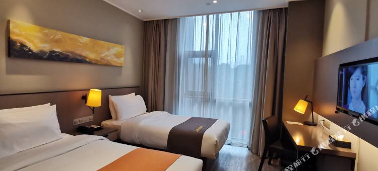 如家精选酒店(苏州汾湖芦莘大道店)图片