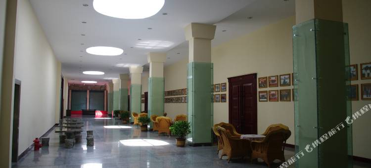 康县梅园会议中心图片