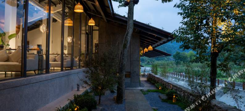 柒宿溪驻民宿(彭州龙门山柒村店)图片