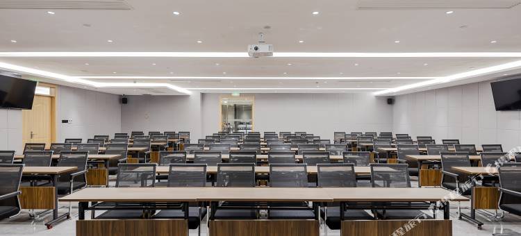 如家商旅酒店(南京百家湖小龙湾地铁站店)图片