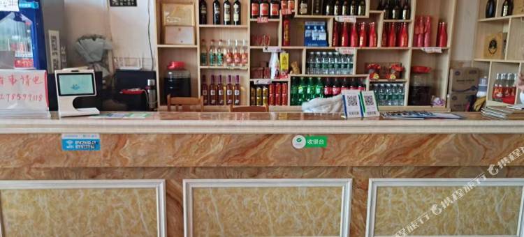 万家安民宿(平南雄森动物大世界店)图片