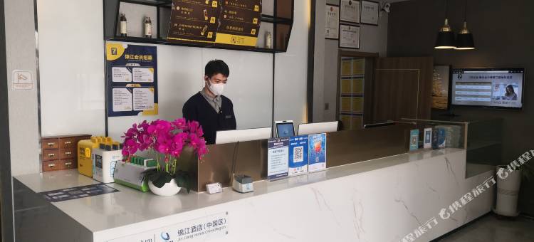 7天优品酒店(青岛金沙滩香江路地铁站店)图片