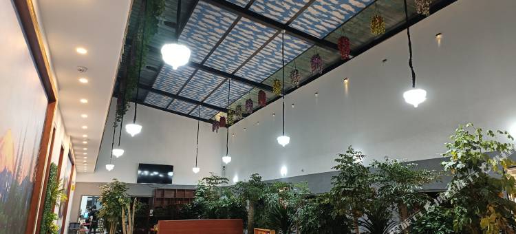 比如富士城市酒店图片