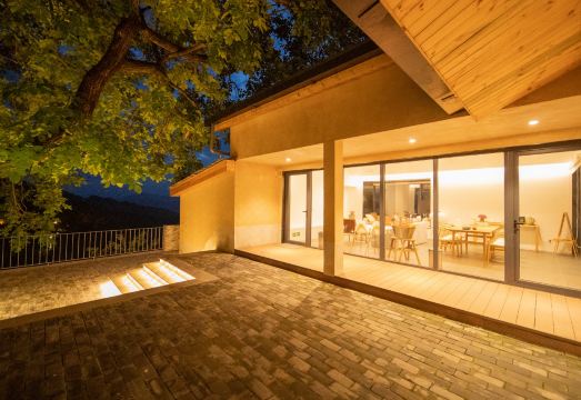 Yinju Xiangli Huapopo Homestay Hotel Overview