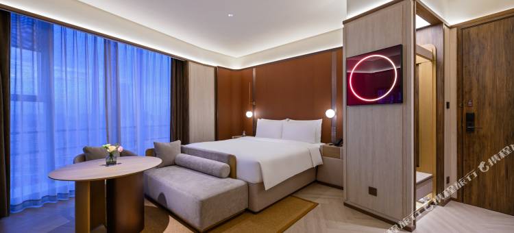 南通文峰广场桔子水晶酒店图片