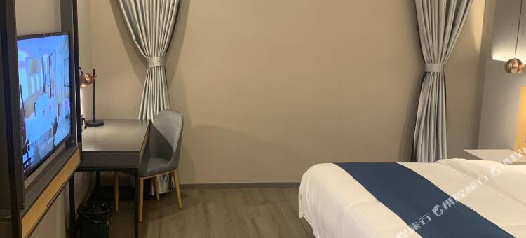 如家睿柏·云酒店(天津西青王稳庄赛达工业园店)图片