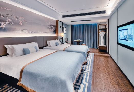 TILL BRIGHT HOTEL LENGSHUITAN DIANHotel Overview