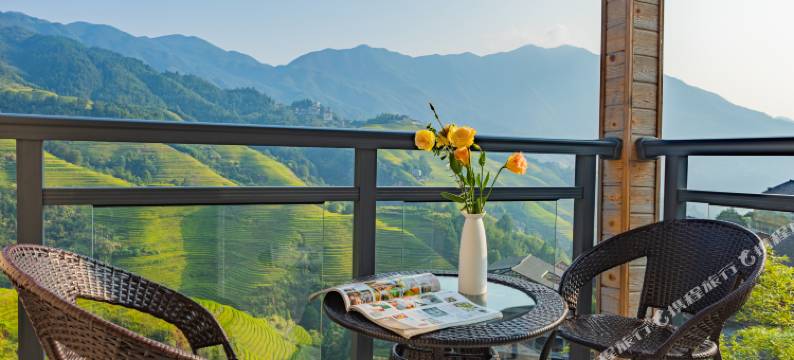 龙脊梯田畔山渡全景民宿(西山韶乐千层天梯观景台店)图片