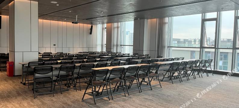 宁波滨江奥体中心亚朵S酒店图片