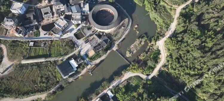 龙昌土楼民宿图片