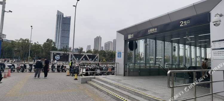 集美学居精选公寓(上海闵行交大华师大店)图片