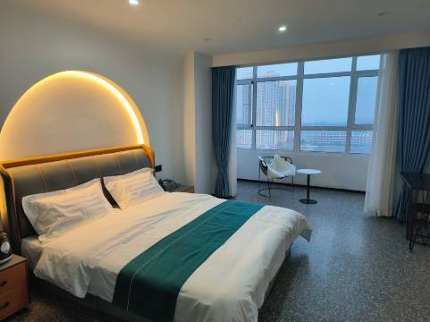 保定一半天儿公寓(金融学院店)