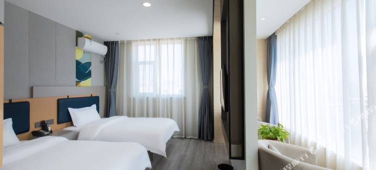 睿柏·云酒店(五台山站文慧路店)图片