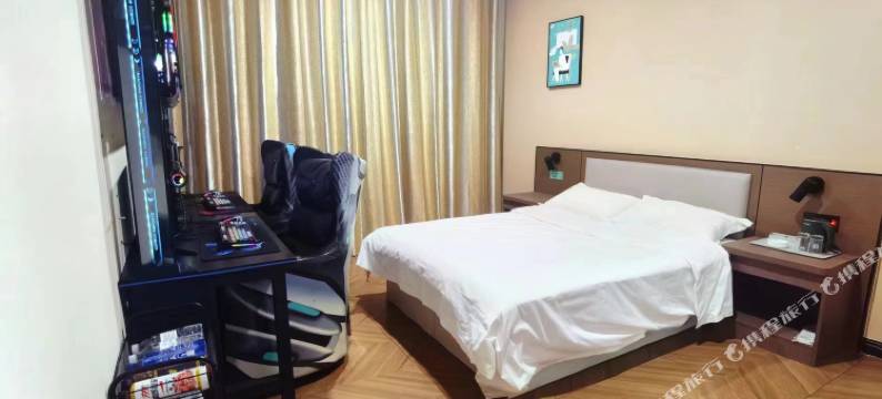 艾森电竞酒店(惠民县第二中学店)图片