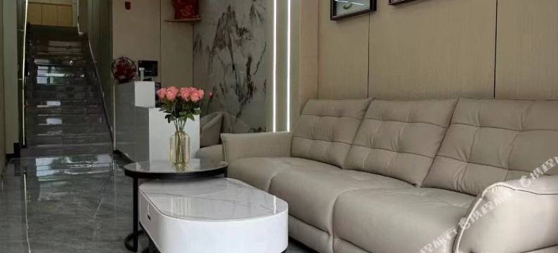 圣希顿酒店(西宁曹家堡机场店)图片