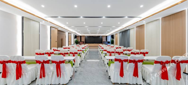 蓝豪国际酒店图片