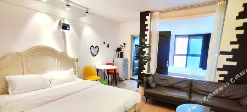 优哈时尚公寓(江汉路步行街)图片